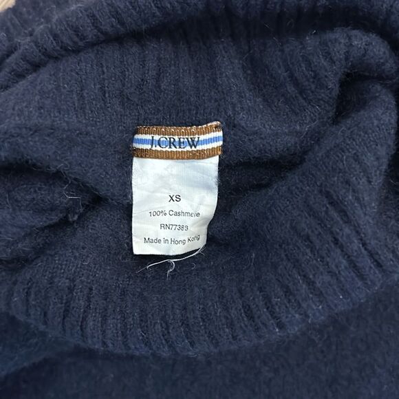 J. Crew 100% Cashmere Navy Blue Sweater (XS) - Picture 2 of 3